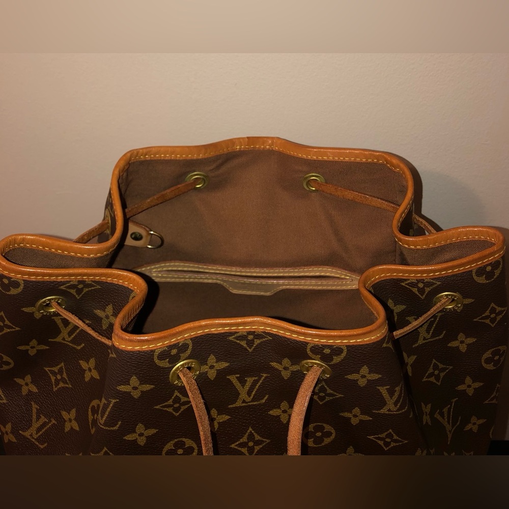 Louis Vuitton Vintage Mono Montsouris GM Backpack,Dustbag/COA;Date Code(MI0945) - Picture 15 of 16